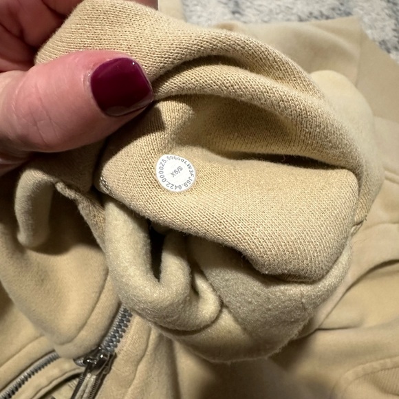 Lululemon Scuba Half Zip in Trench - Picture 5 of 6
